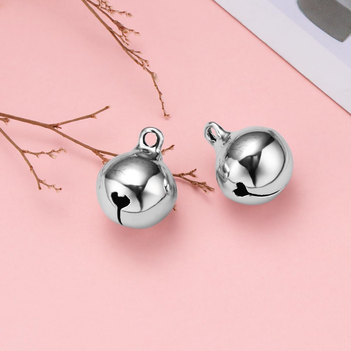 UKCOCO Dog Collar Bell : 6Pcs 16MM Metal Pet Collar Bells with Key Ring for Small Dogs Cats, Clear Sound (Silver)