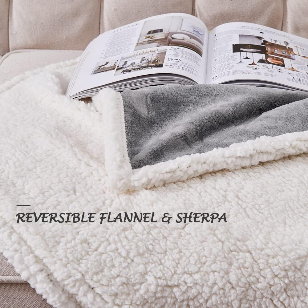 Pet Blankets for Cats - Waterproof Cat Blanket Washable - Sherpa Fleece Puppy Blanket, Soft Plush Reversible Throw Prote