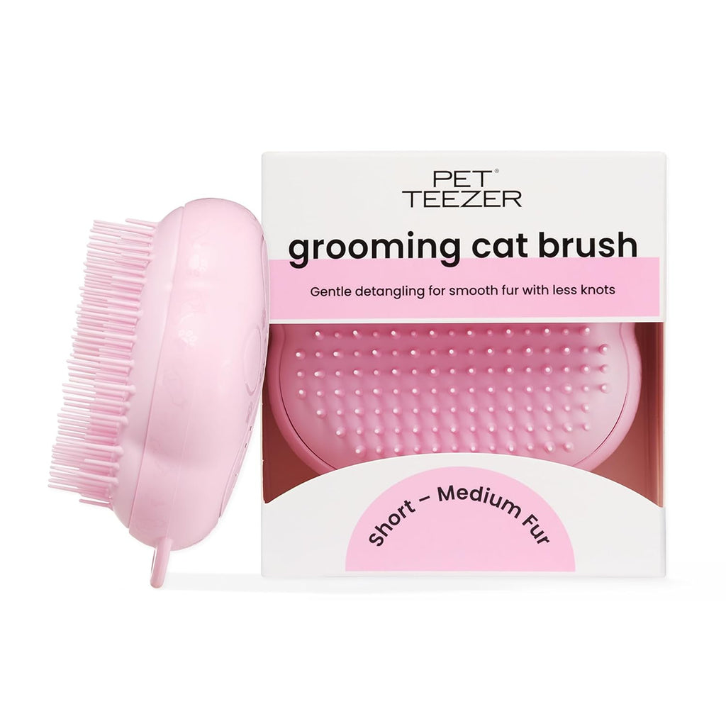 Pet Teezer Cat Brush for De-Shedding Short to Medium Fur, Green