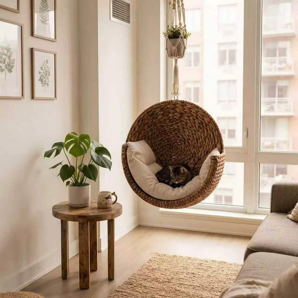 Hanging Cat Bed - Woven Rattan Wall-Mounted Pet Hammock with Soft Cushion