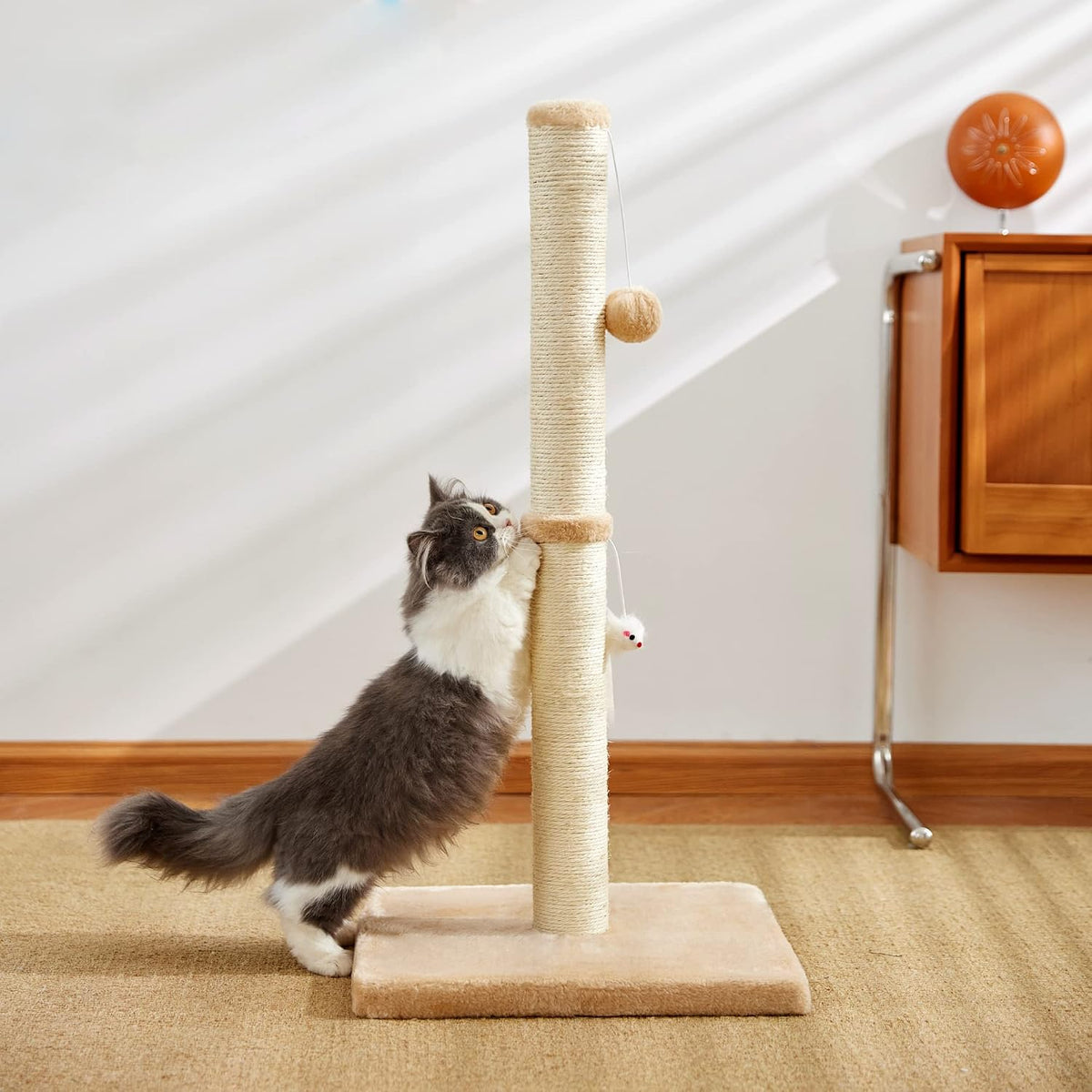MeowHomm 32” Tall Cat Scratching Posts for Indoor Cats Adults with 2 Hanging Ball, Large Cat Scratch Post Cat Scratcher 