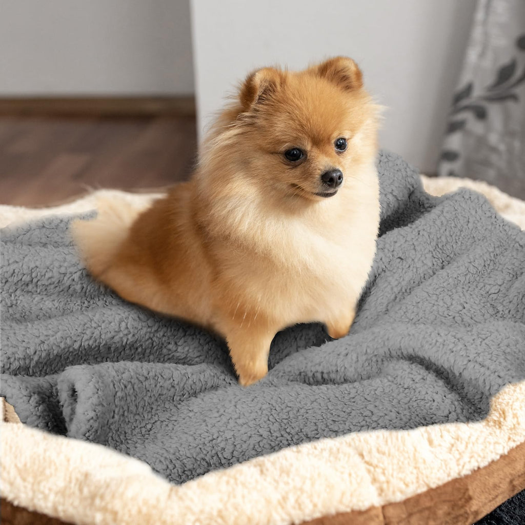 Pet Blanket, Soft Warm Sherpa Fleece Bed Blanket for Small Pets