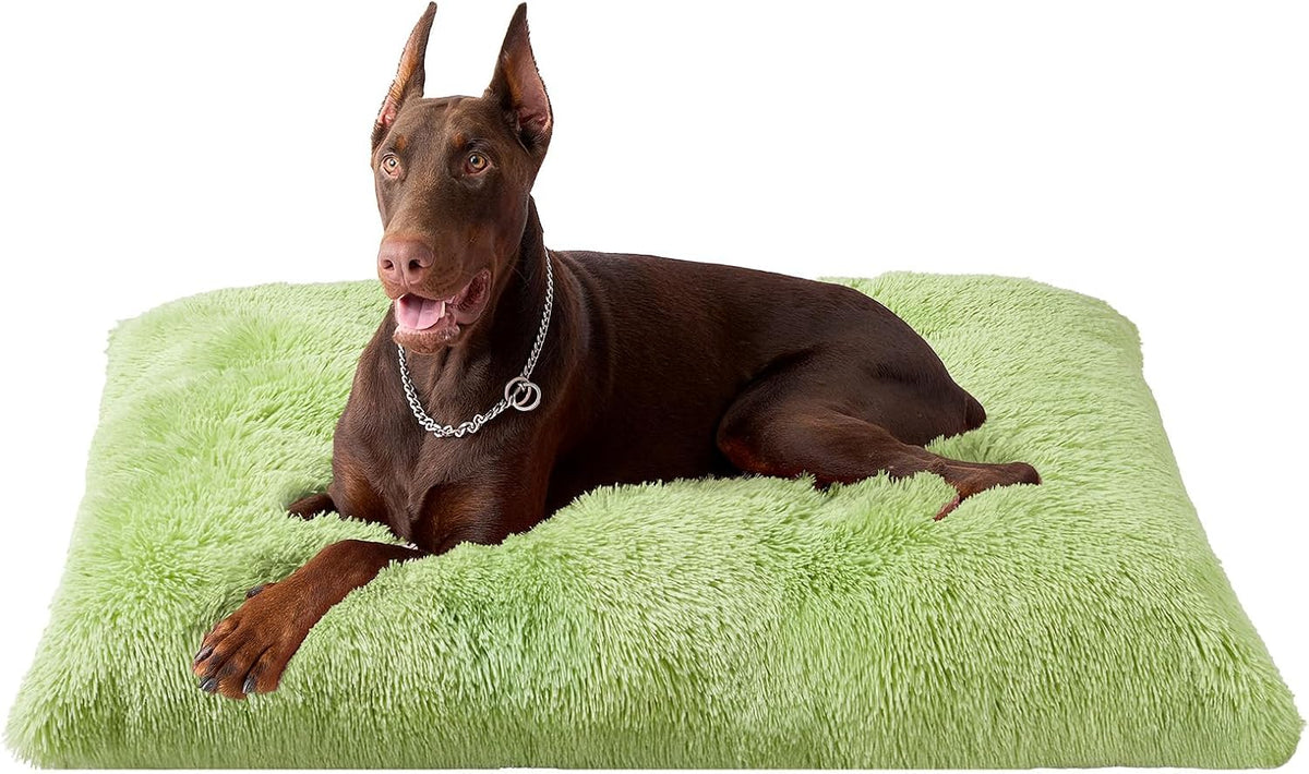EHEYCIGA Fluffy Dog Crate Bed for Medium Dogs, Plush Crate Pad, Camel