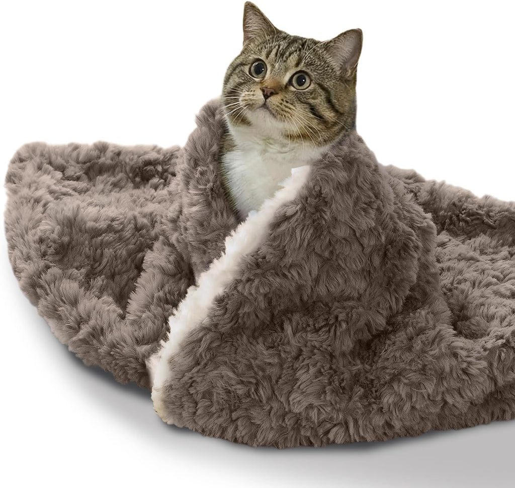 Cat Blanket for Indoor Cats, Soft Faux Fur & Sherpa, Dark Grey