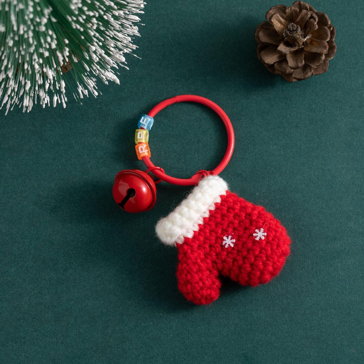 Christmas Pet Collar Charm, Handmade Crochet Cat & Dog Collar Pendant with Bell, Festive Pet Gift and Photo Prop (Gloves