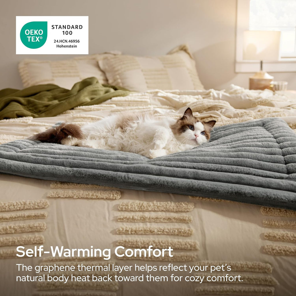 Bedsure ComfyFleece® Self Warming Cat Bed Mat,Small Pet Self Heating Pad
