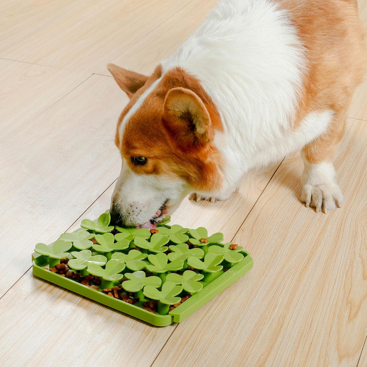 Tall Tails Clover Foraging Mat for Dogs and Cats – Slow Pet Feeder Puzzle Mat for Easy & Engaging Feeding