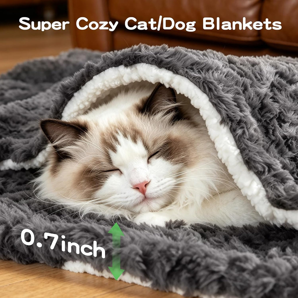 Cat Blanket for Indoor Cats, Soft Faux Fur & Sherpa, Dark Grey