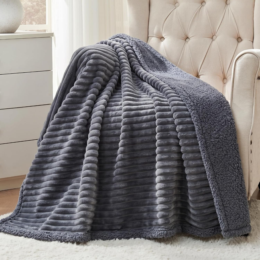 Pet Blankets for Cats - Waterproof Cat Blanket Washable - Sherpa Fleece Puppy Blanket, Soft Plush Reversible Throw Prote