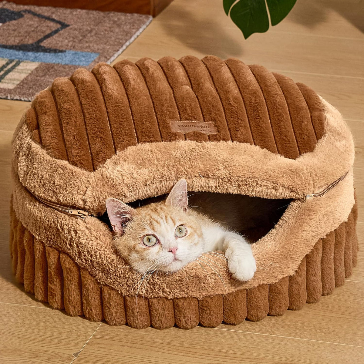 FUKUMARU Cat Cave Bed, 2-in-1 Enclosed Cat Bed for Indoor Cat, Cat Hideaway